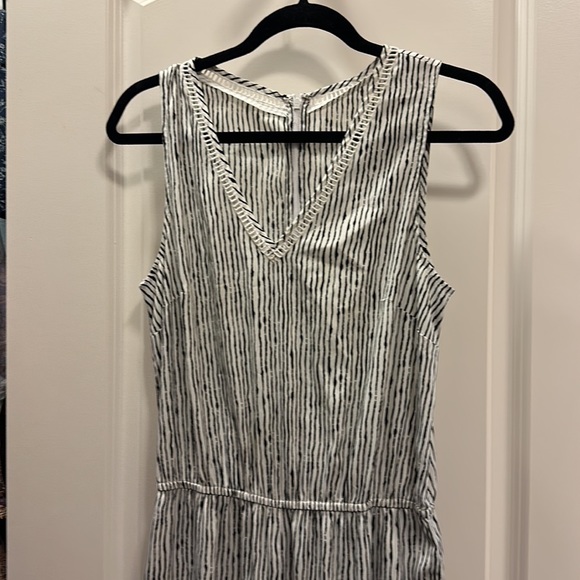 Used romper - Picture 2 of 5